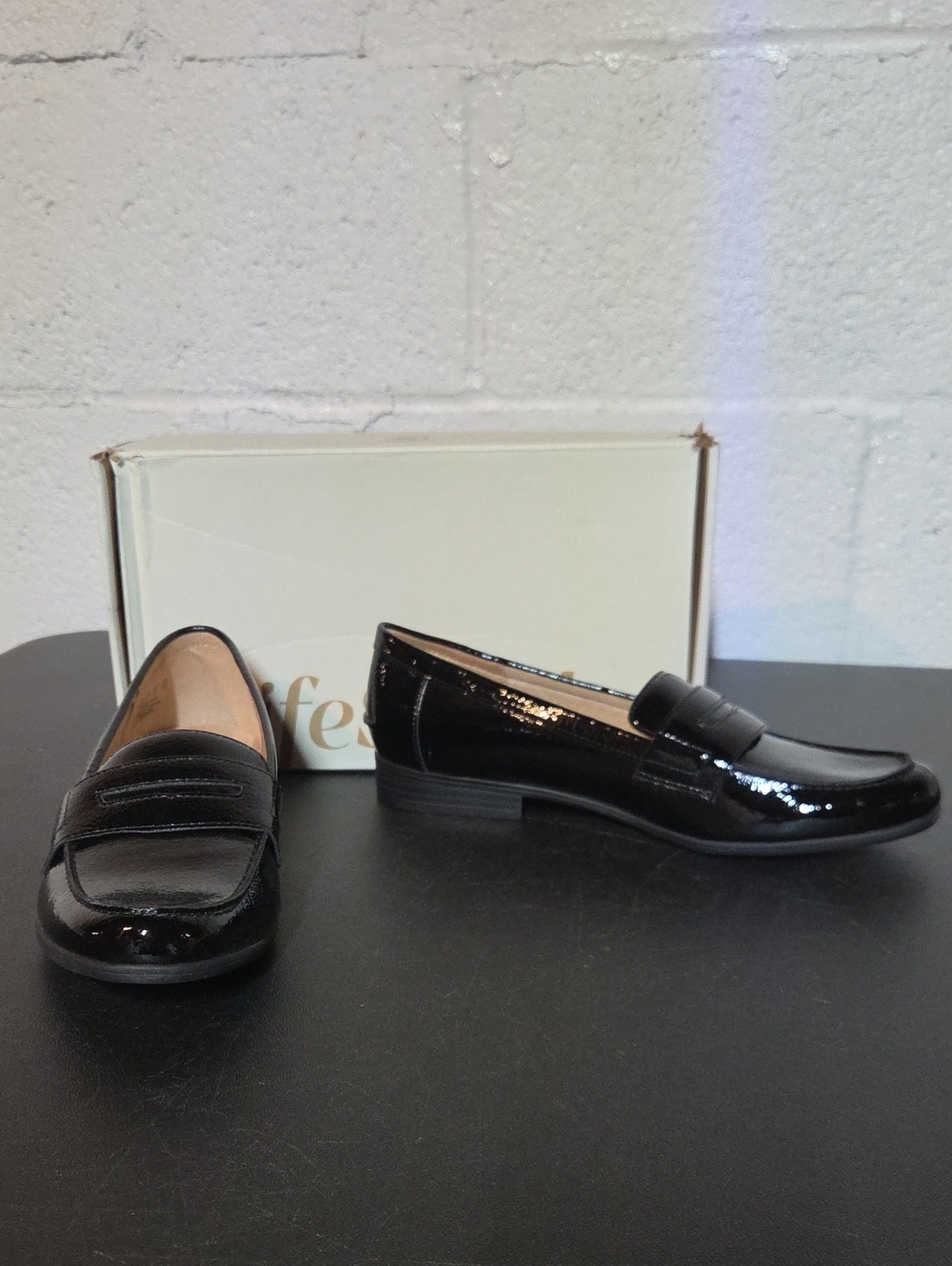 Life Stride Black Patent Leather Loafers